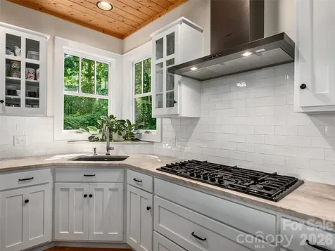 80 Village Pointe Lane Asheville NC 28803