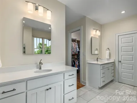 80 Village Pointe Lane Asheville NC 28803
