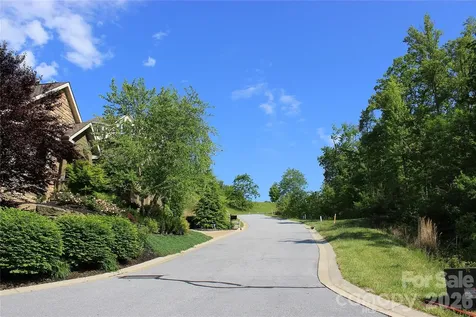 101 Wood Owl Court Hendersonville NC 28791