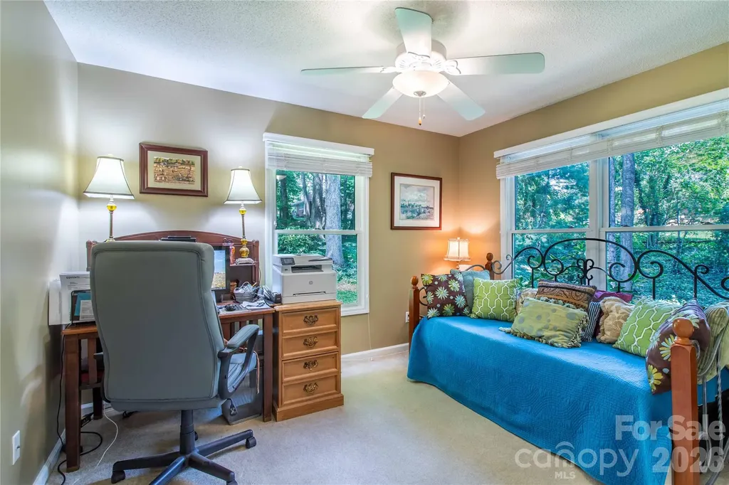 1705 Hummingbird Lane Hendersonville NC 28792