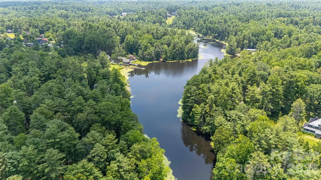 1705 Hummingbird Lane Hendersonville NC 28792