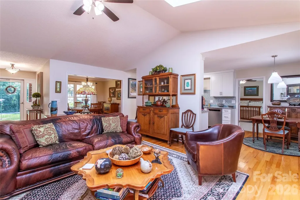 1705 Hummingbird Lane Hendersonville NC 28792