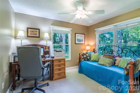 1705 Hummingbird Lane Hendersonville NC 28792