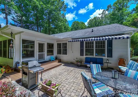 1705 Hummingbird Lane Hendersonville NC 28792