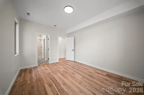6 Sandhurst Drive Asheville NC 28806