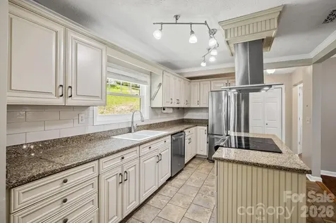 19 Firefly Ridge Trail Alexander NC 28701