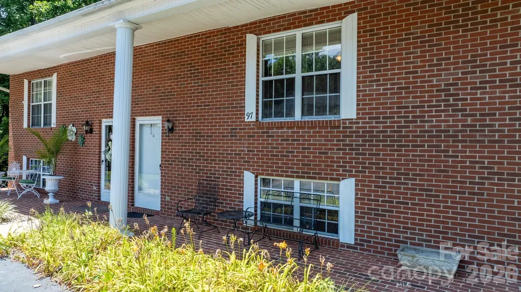 75 Laurelwood Drive Marion NC 28752