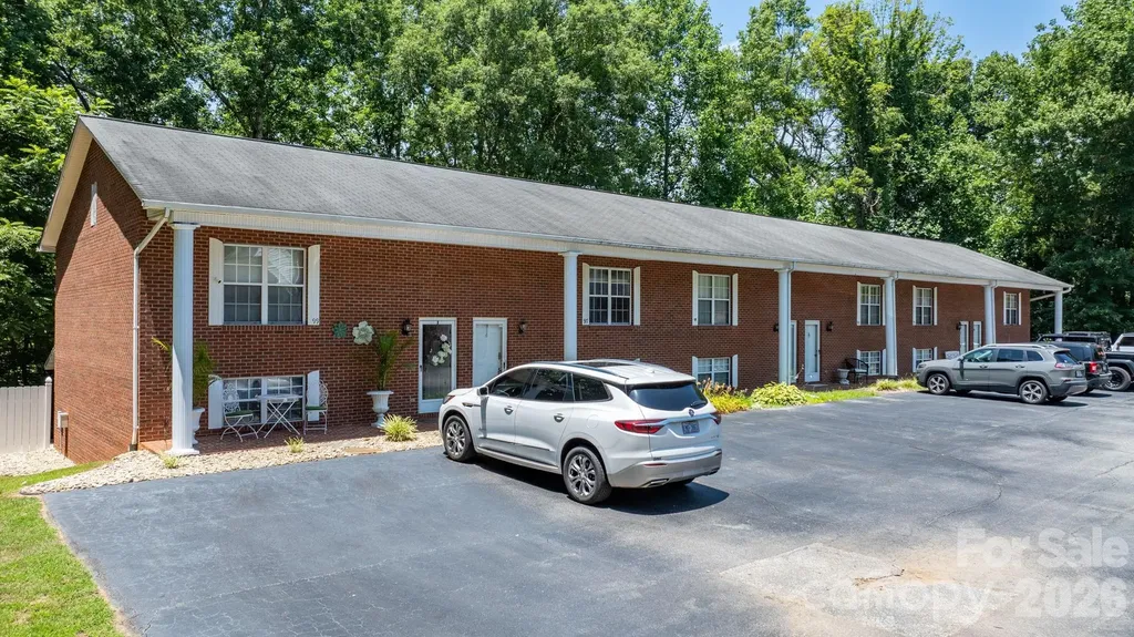 75 Laurelwood Drive Marion NC 28752