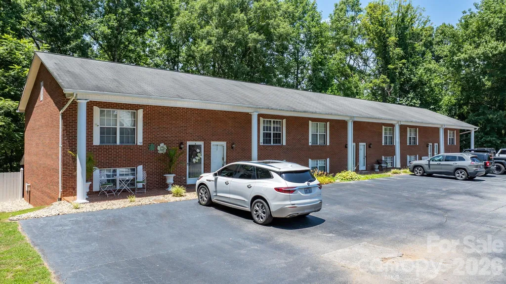 75 Laurelwood Drive Marion NC 28752