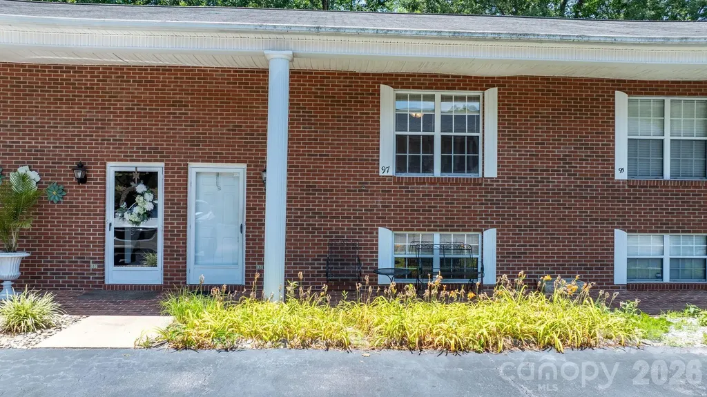 75 Laurelwood Drive Marion NC 28752