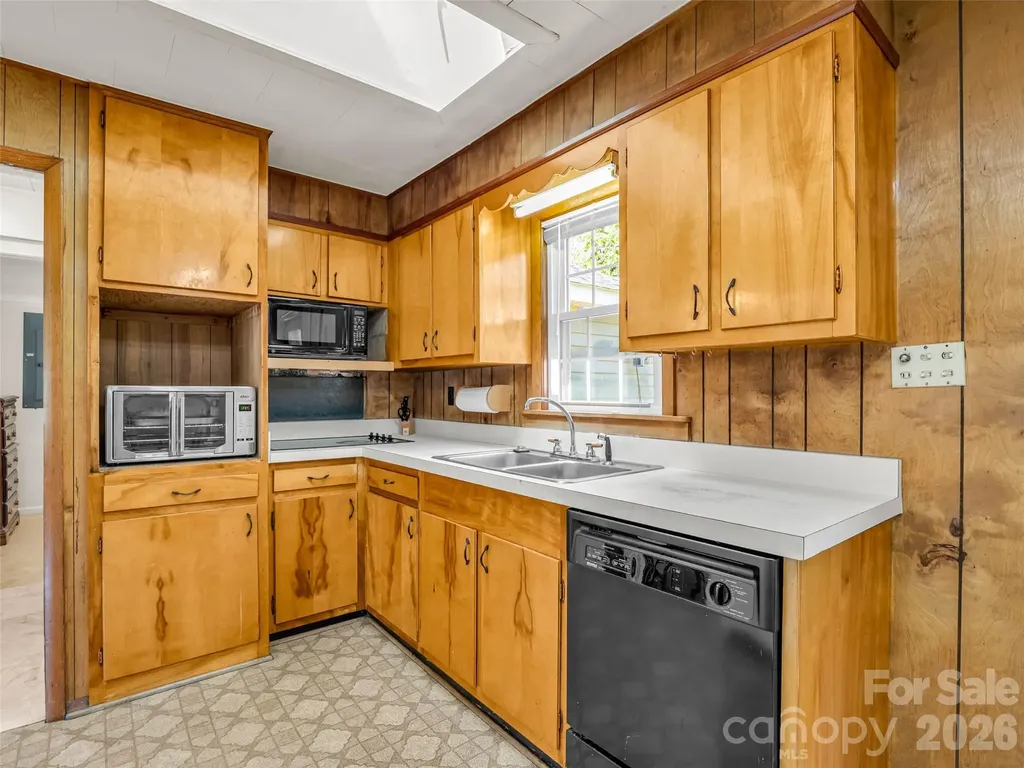 215 Varden Place Swannanoa NC 28778