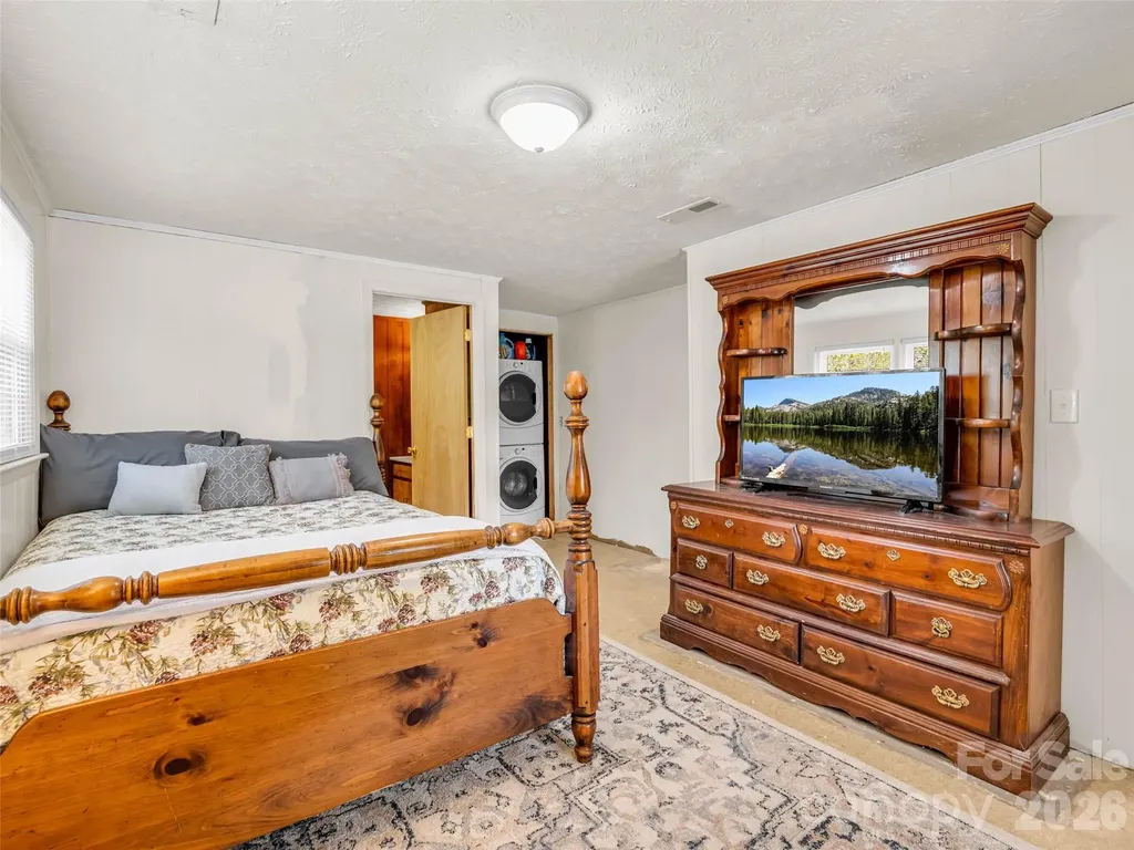 215 Varden Place Swannanoa NC 28778