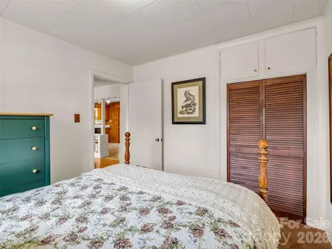 215 Varden Place Swannanoa NC 28778
