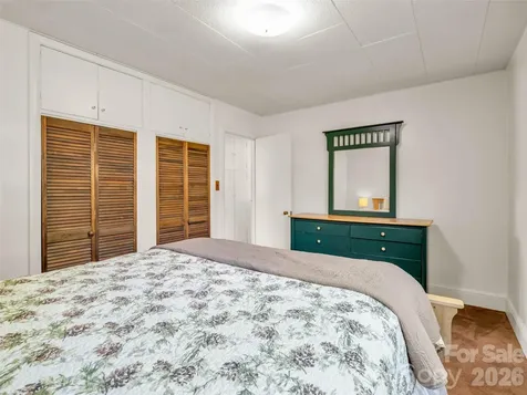 215 Varden Place Swannanoa NC 28778