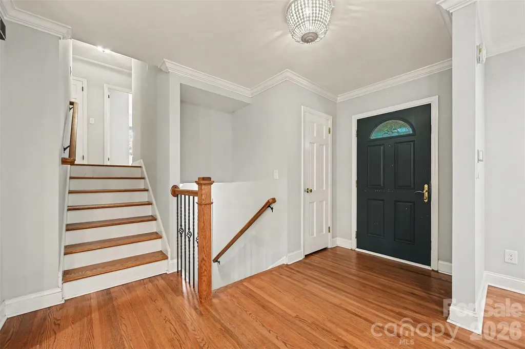 6207 Honegger Drive Charlotte NC 28211