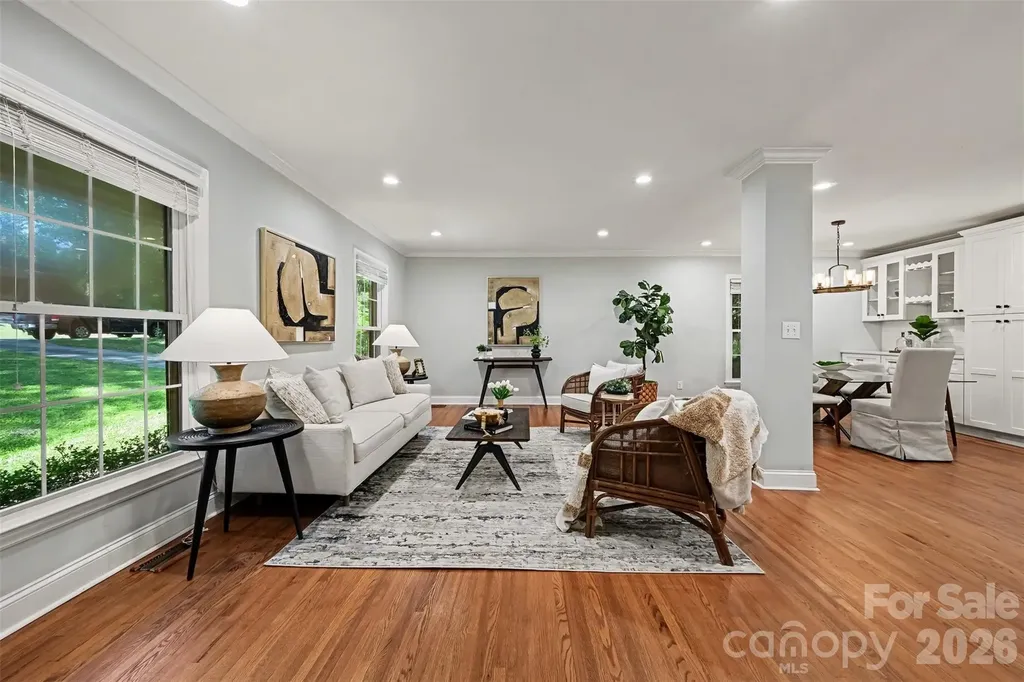 6207 Honegger Drive Charlotte NC 28211