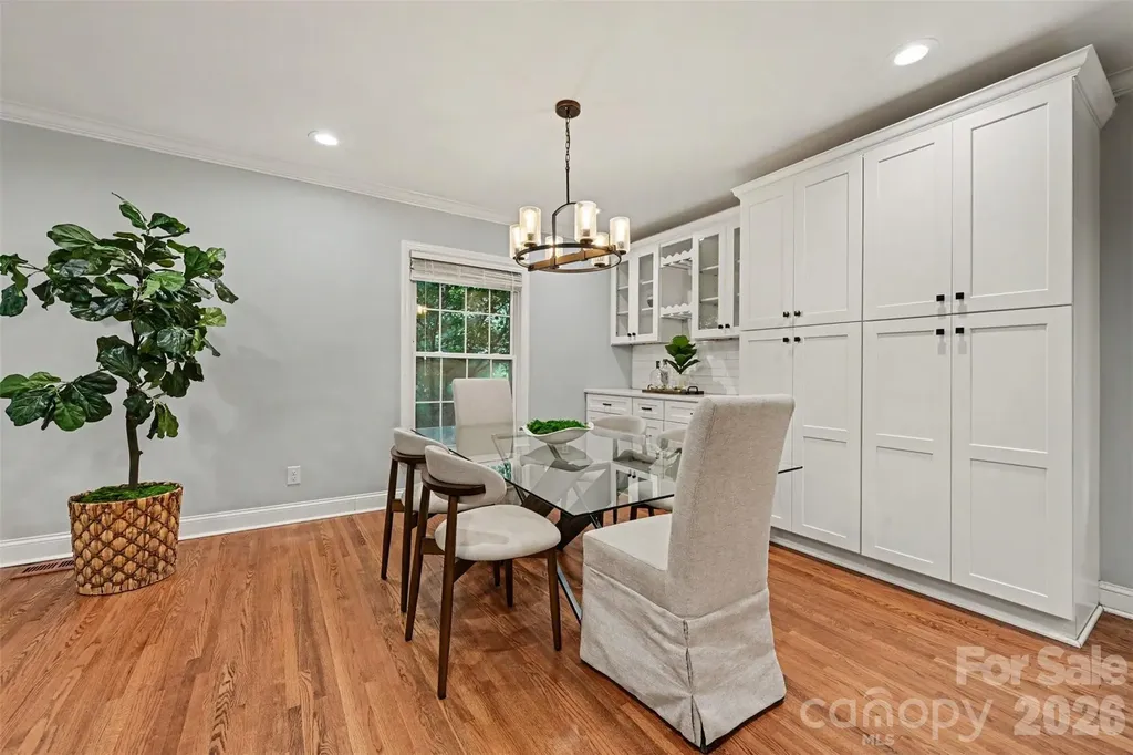 6207 Honegger Drive Charlotte NC 28211
