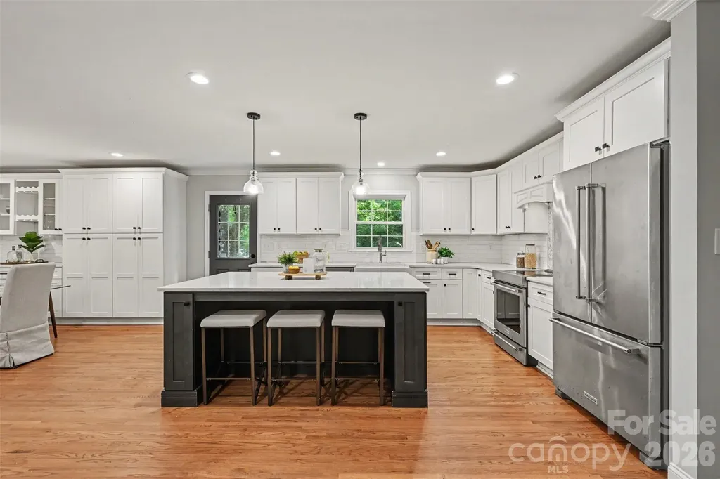 6207 Honegger Drive Charlotte NC 28211