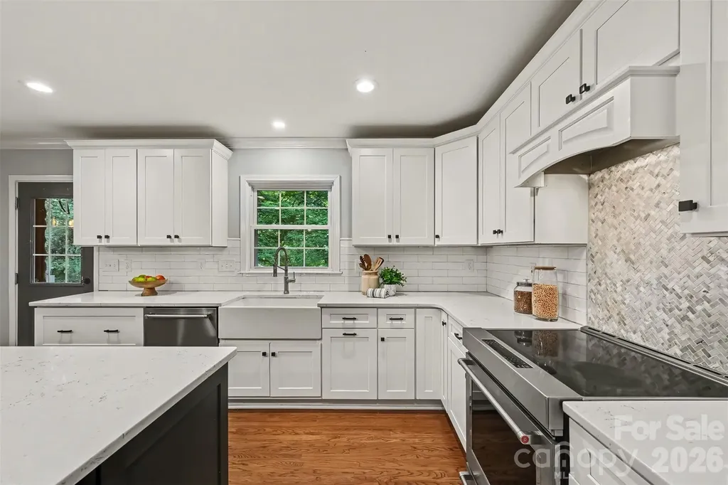 6207 Honegger Drive Charlotte NC 28211