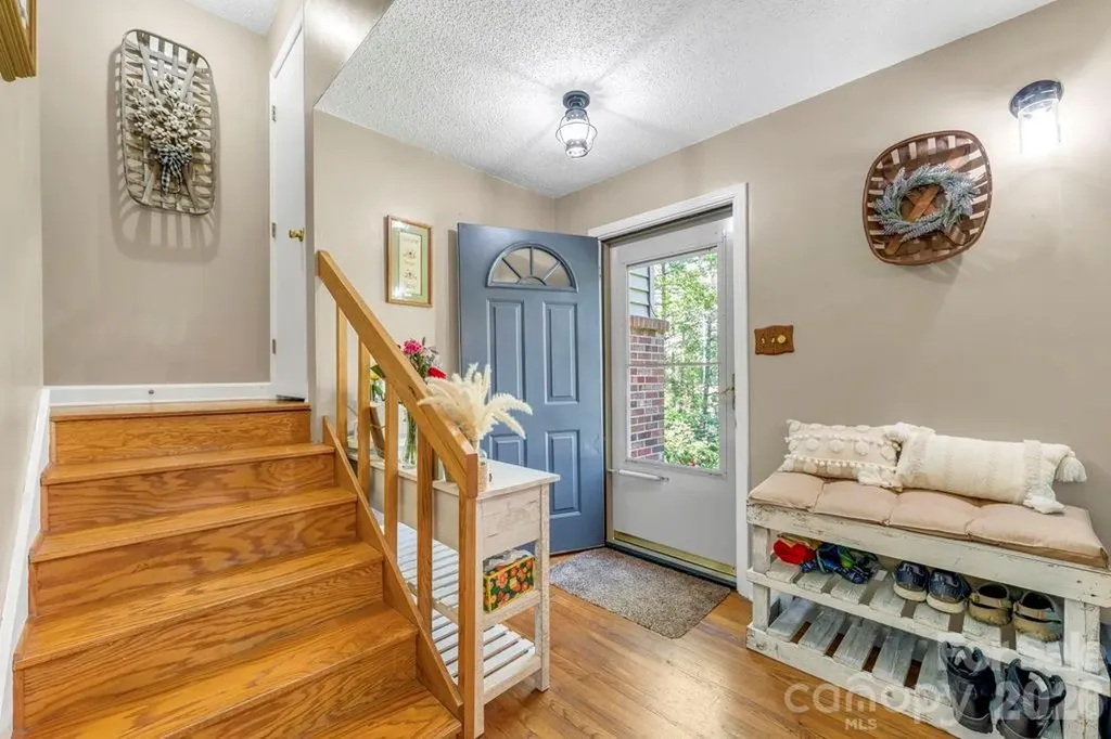 1199 Deer Park Lake Road Spruce Pine NC 28777