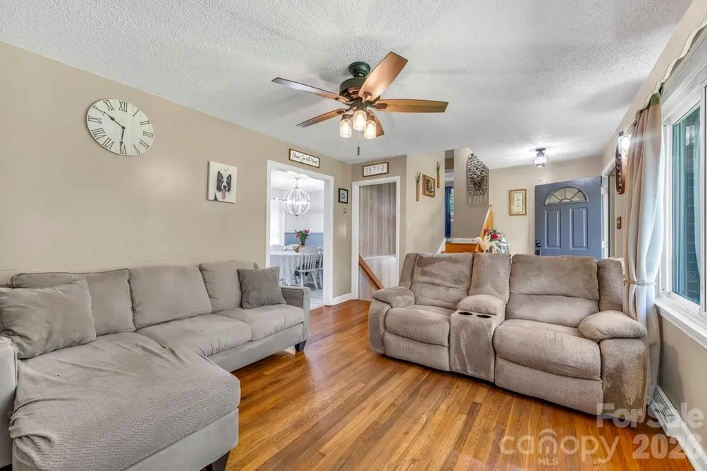 1199 Deer Park Lake Road Spruce Pine NC 28777
