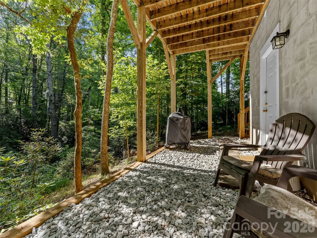 53 Honeysuckle Ridge Road Pisgah Forest NC 28768