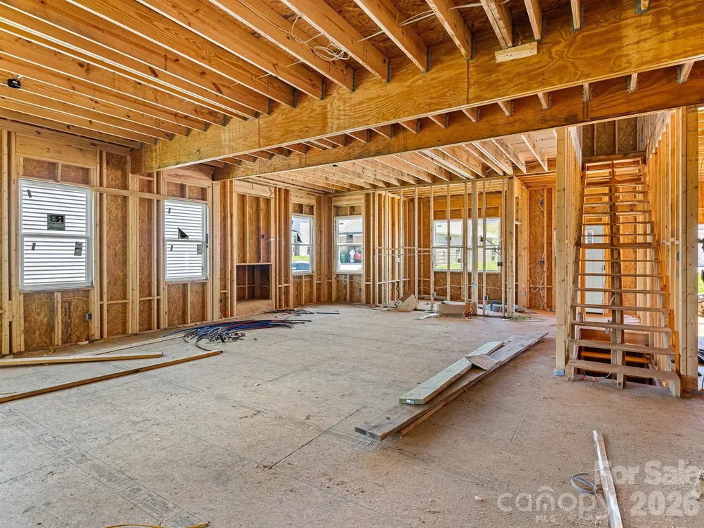 914 Newport Court Asheville NC 28806