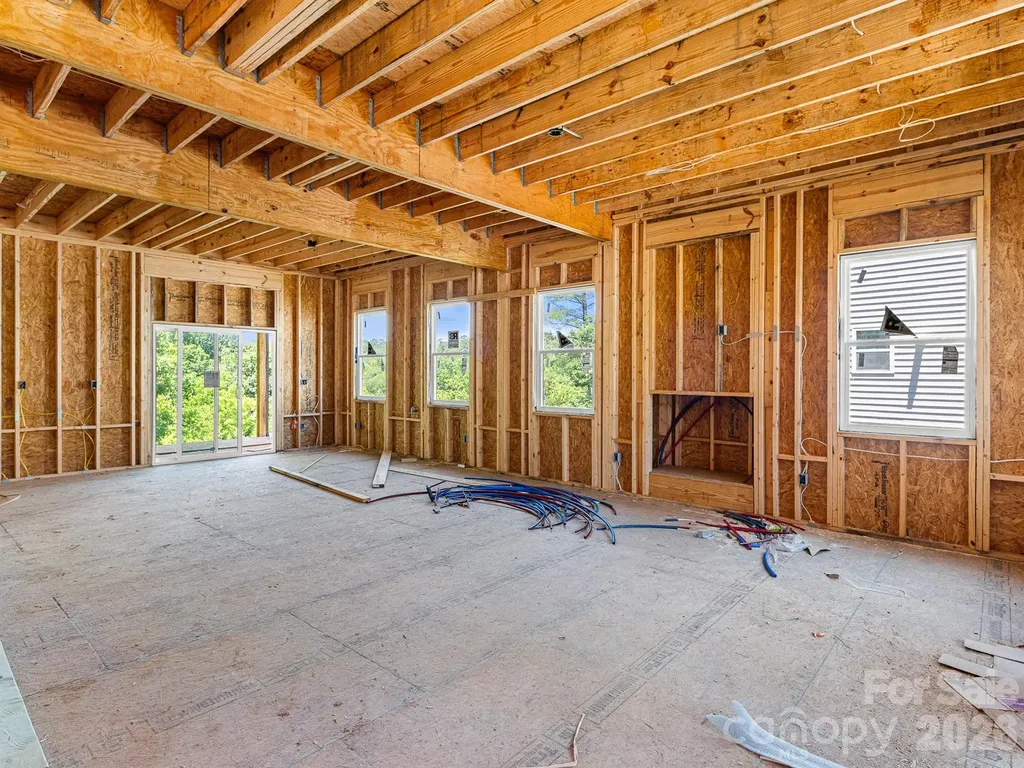 914 Newport Court Asheville NC 28806