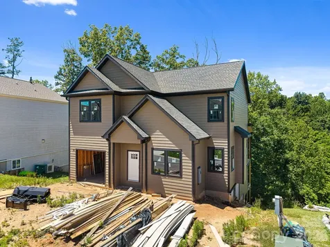 914 Newport Court Asheville NC 28806