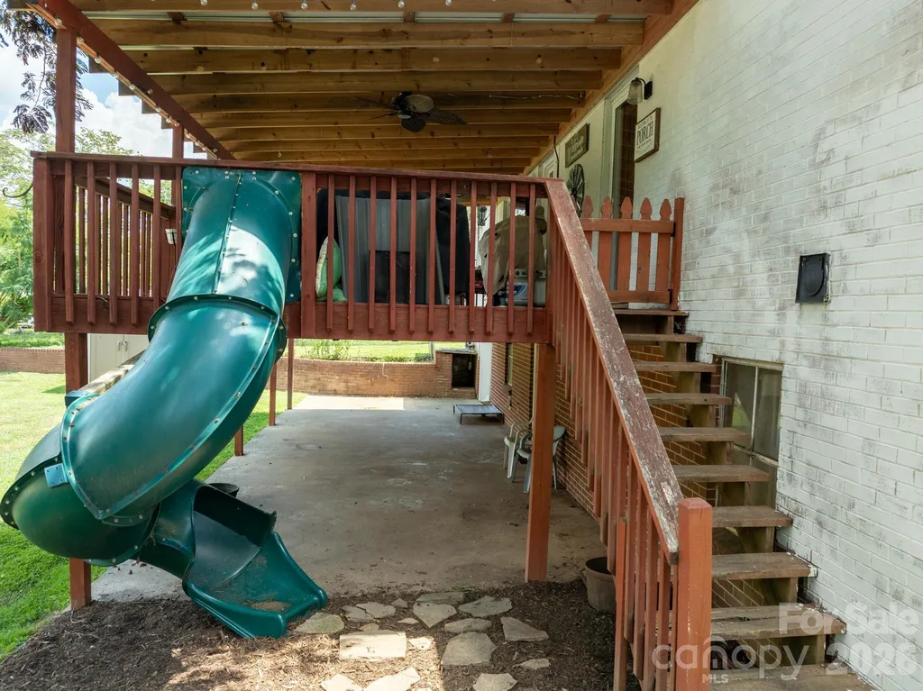 418 Powell Circle NE Lenoir NC 28645