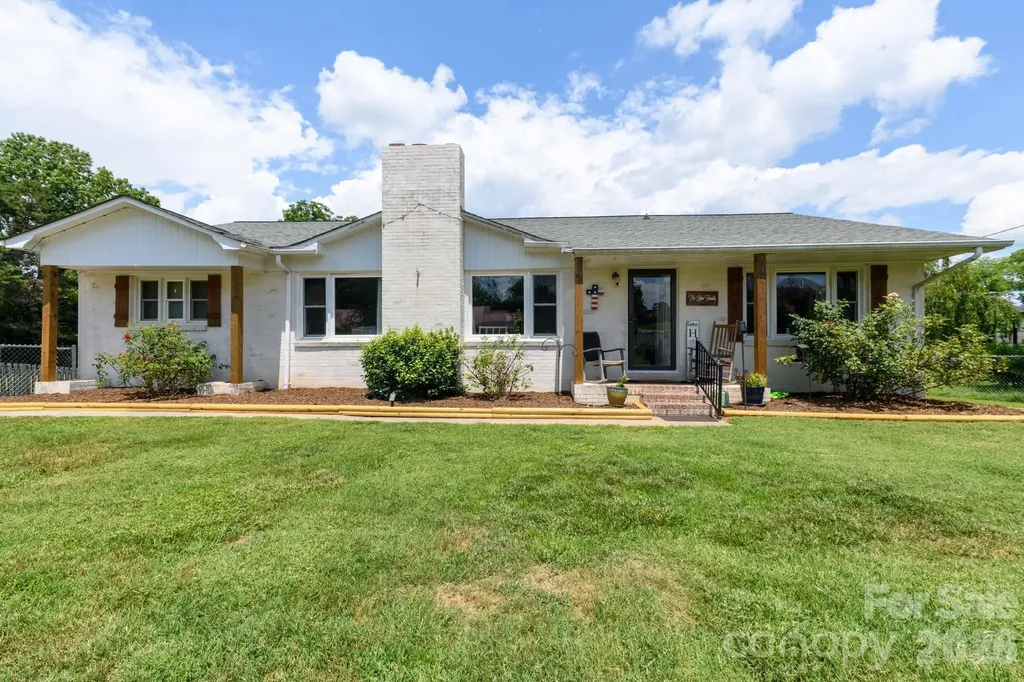 418 Powell Circle NE Lenoir NC 28645