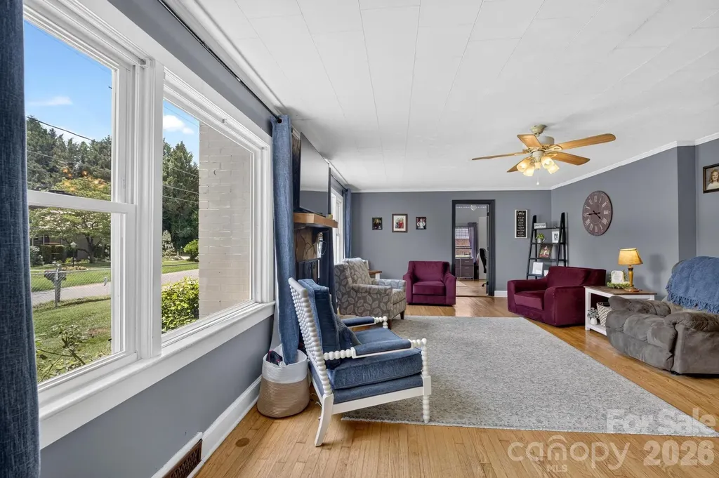 418 Powell Circle NE Lenoir NC 28645