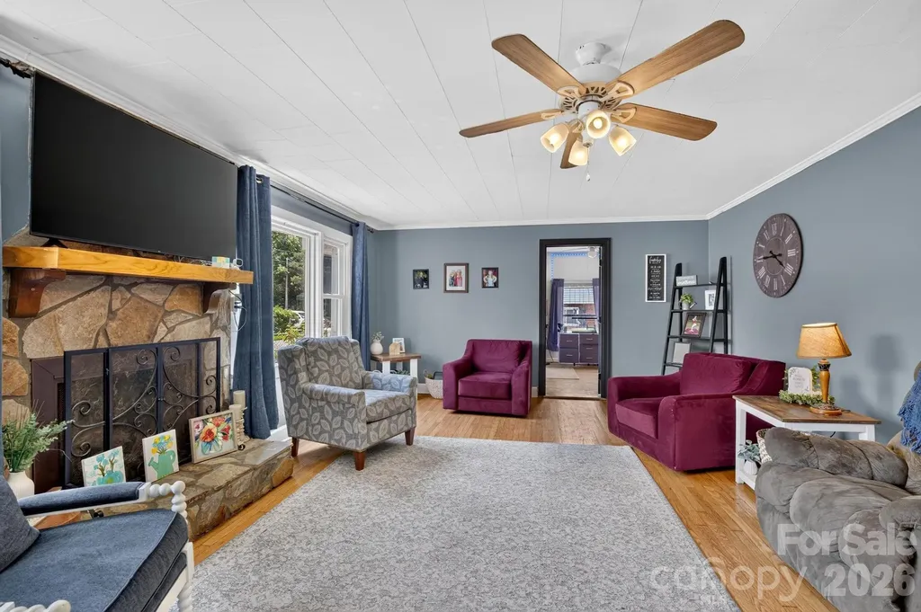 418 Powell Circle NE Lenoir NC 28645