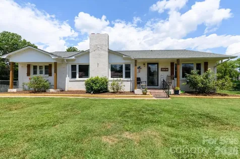 418 Powell Circle NE Lenoir NC 28645