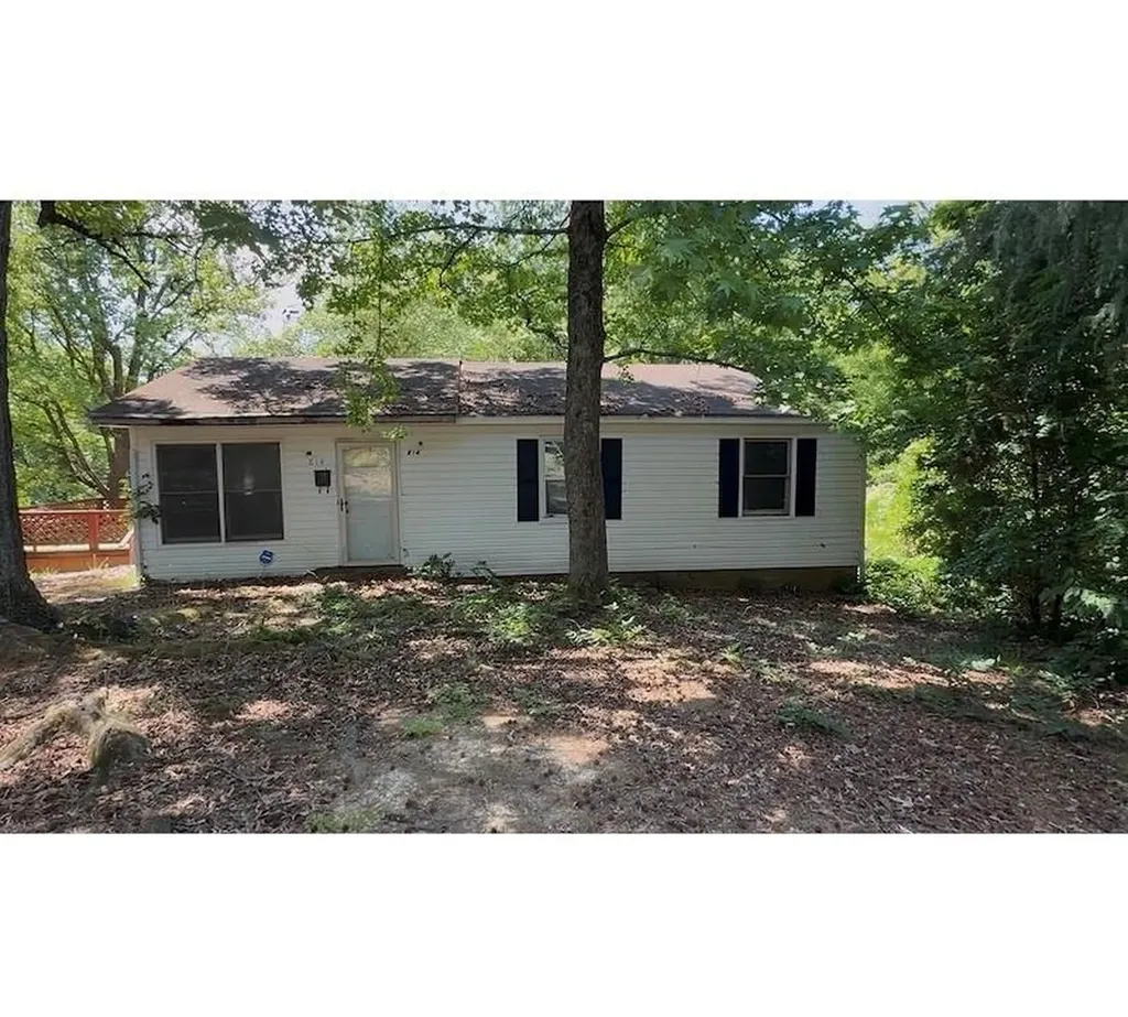 Kannapolis NC, 814 Desoto Avenue