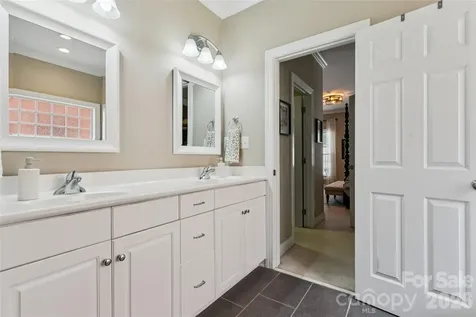 136 Turnberry Drive Mocksville NC 27028