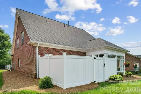 136 Turnberry Drive Mocksville NC 27028