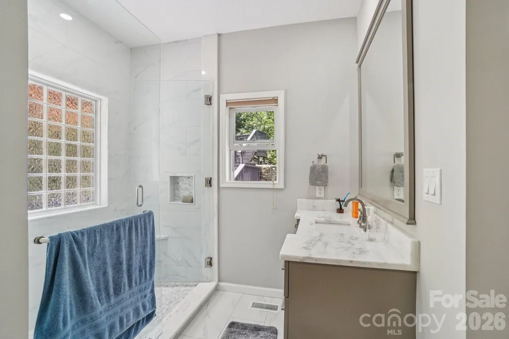 7 Higel Lane Maggie Valley NC 28751