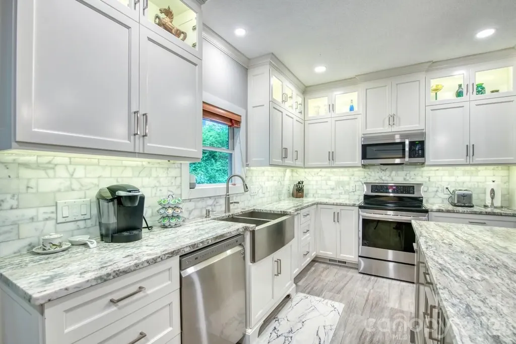 7 Higel Lane Maggie Valley NC 28751