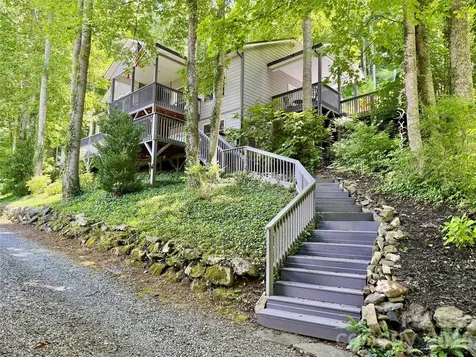 7 Higel Lane Maggie Valley NC 28751