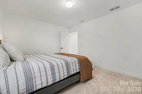 14125 Glaswick Drive Charlotte NC 28278