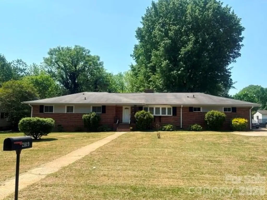2819 Gardner Park Drive Gastonia NC 28054