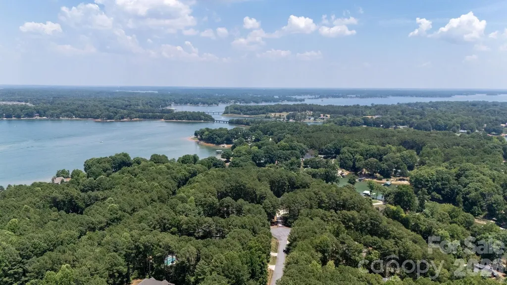 7287 James Court Denver NC 28037