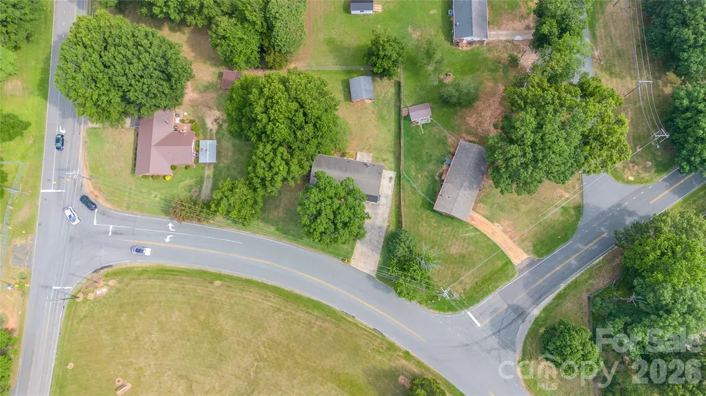 1717 Emmanuel Church Road Conover NC 28613