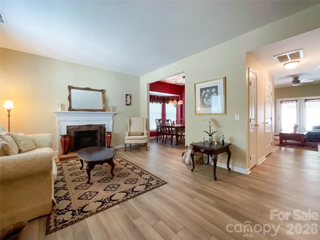 3901 #D Christine Lane Waxhaw NC 28173
