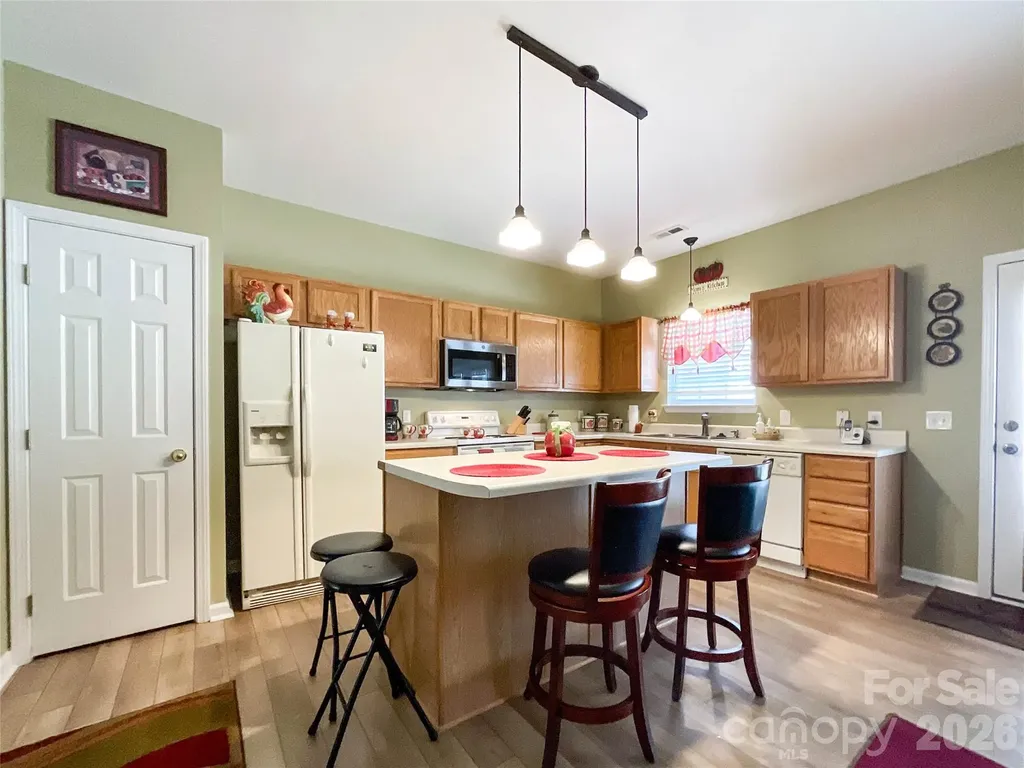 3901 #D Christine Lane Waxhaw NC 28173