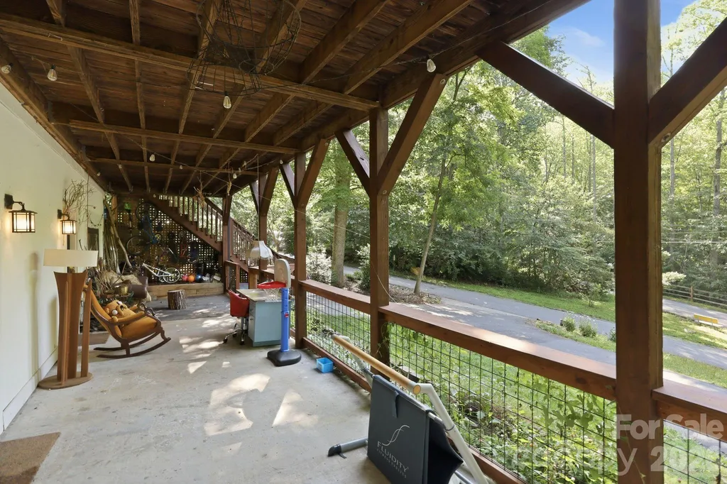 2 Coneflower Court Black Mountain NC 28711