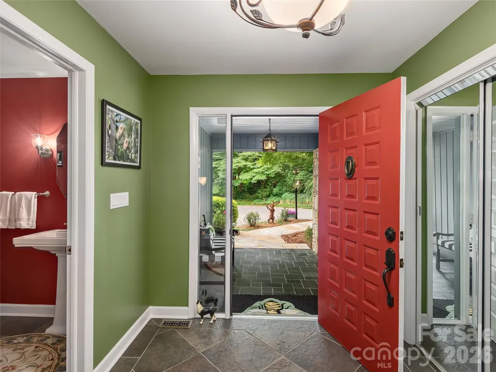 1071 Linkside Drive Hendersonville NC 28739