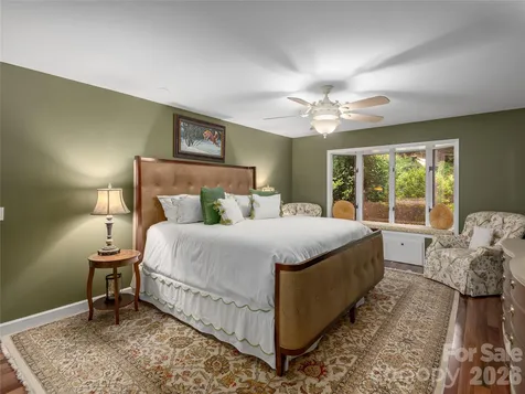 1071 Linkside Drive Hendersonville NC 28739