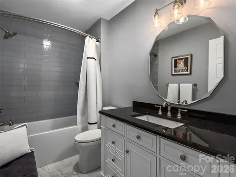 1071 Linkside Drive Hendersonville NC 28739
